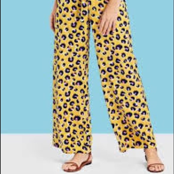 4/$25 🌵Shein leopard 🐆 print pants - Picture 2 of 7